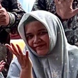 Ade Pipin Muflihah S.Pd.