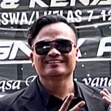 Ade Gusman A. S.Pd.